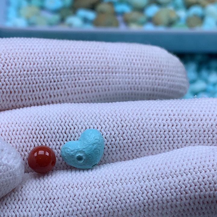 云***月南红玛瑙未镶嵌珠宝奇石