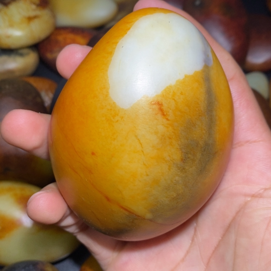 和田玉未镶嵌珠宝奇石