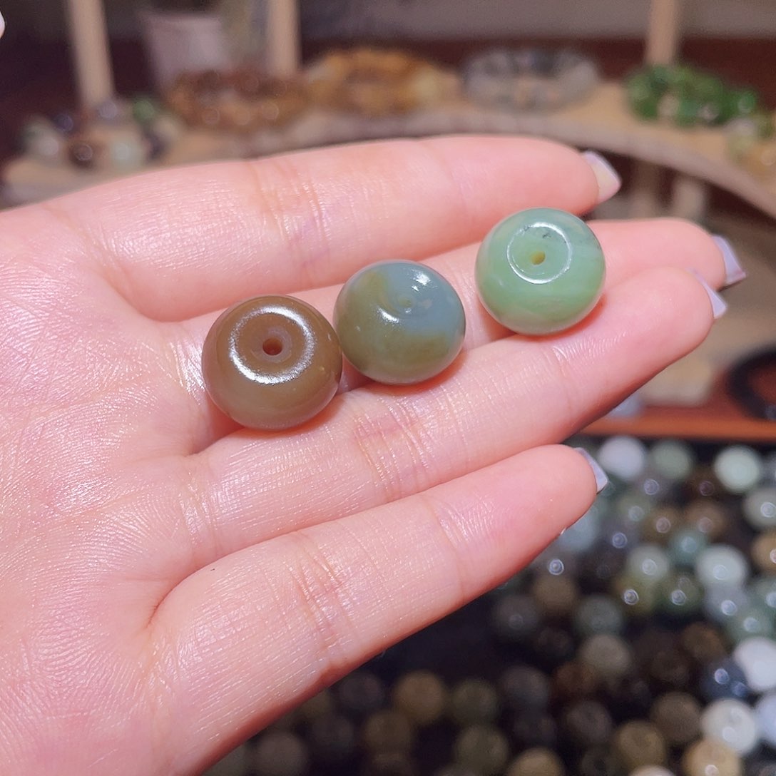 颈饰未镶嵌和田玉?***意