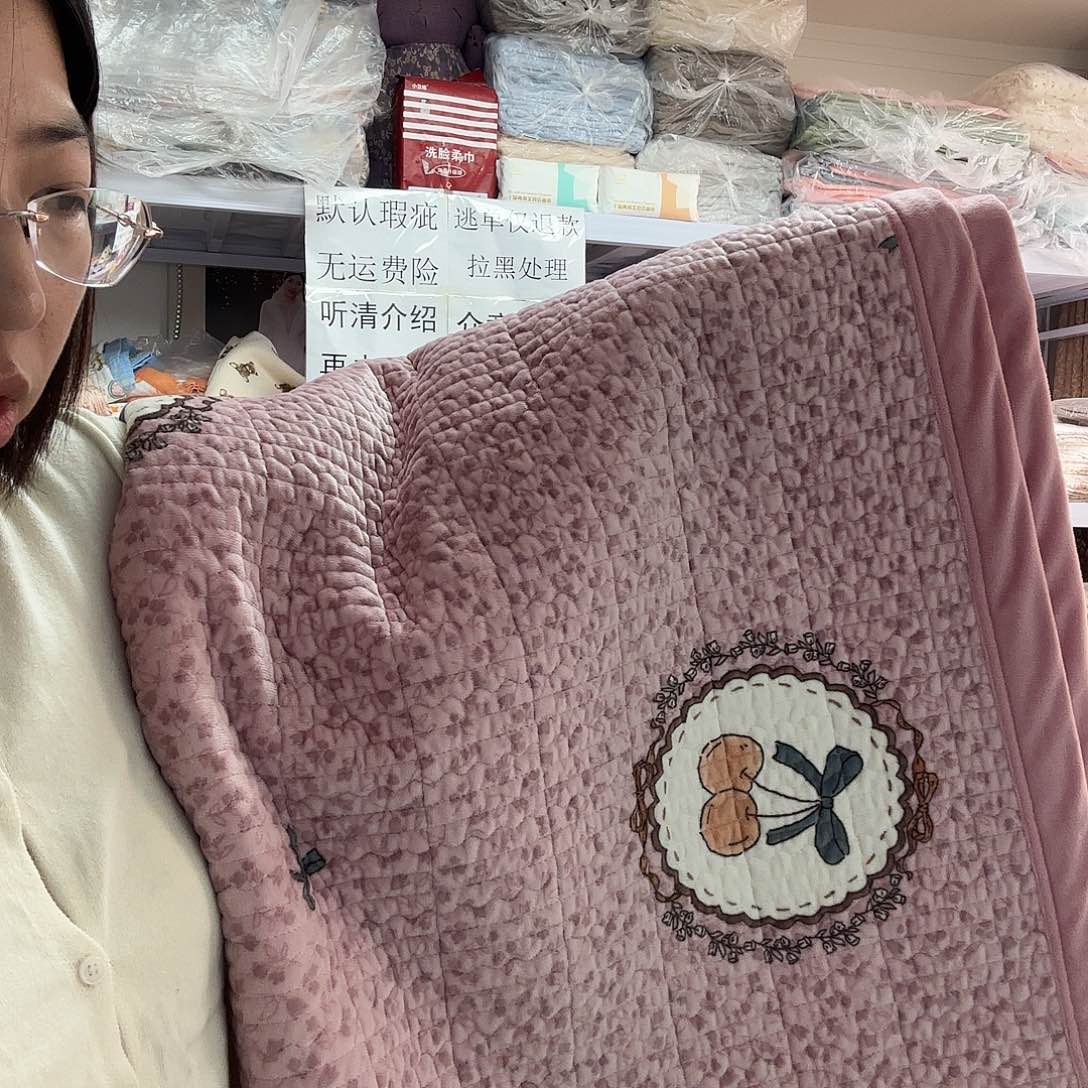 棉粉色双人婴儿绒床盖