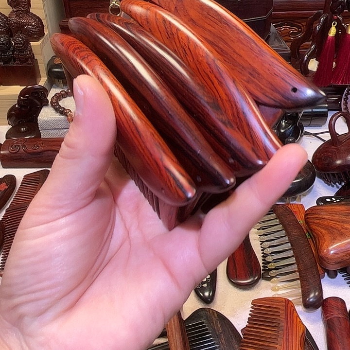 黄花梨/降香黄檀红木插齿梳子发其一