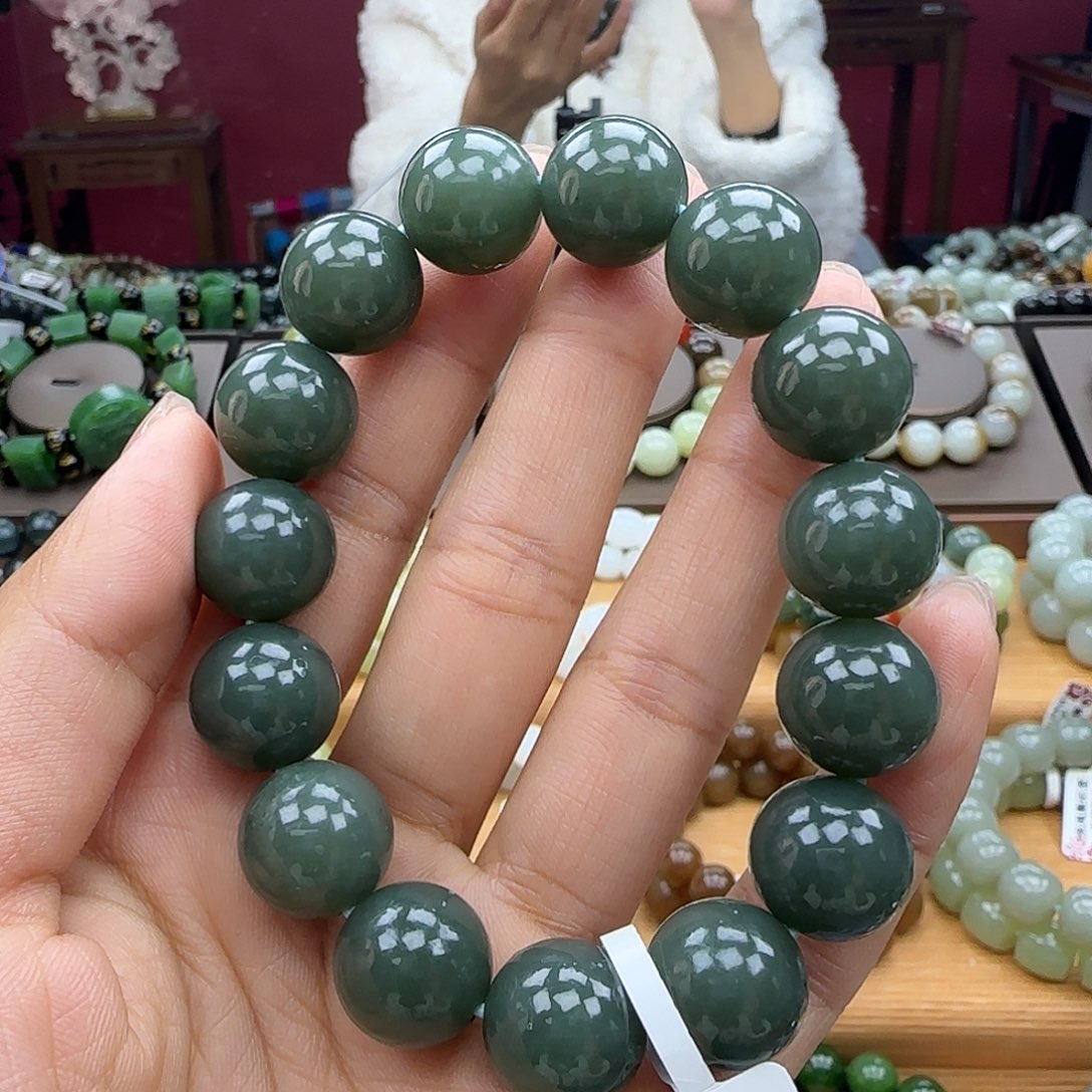 和田玉未镶嵌手链