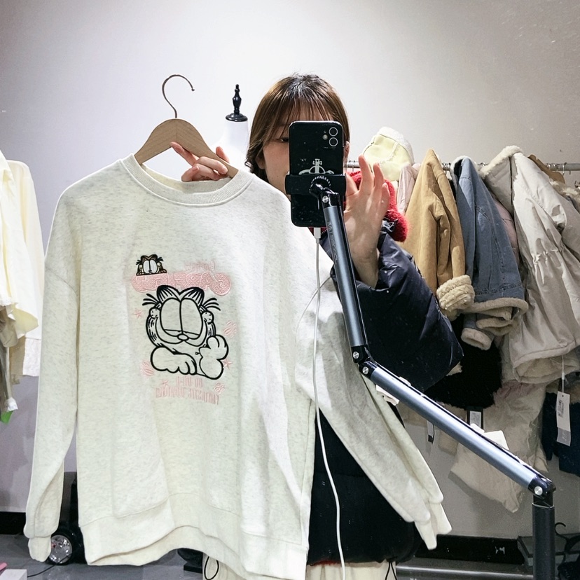 【闪购商品】灰色卫衣