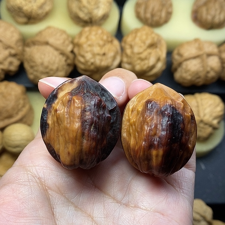 吊坠桃核木纹鸡心31尺