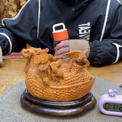 柏木（崖柏）厨****)太行崖柏陈化料摆件