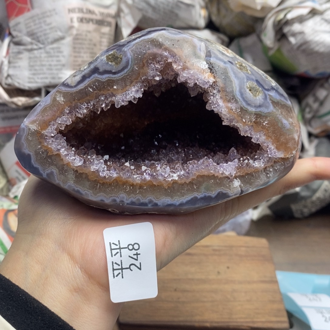 未镶嵌水晶大型摆件（非配饰）