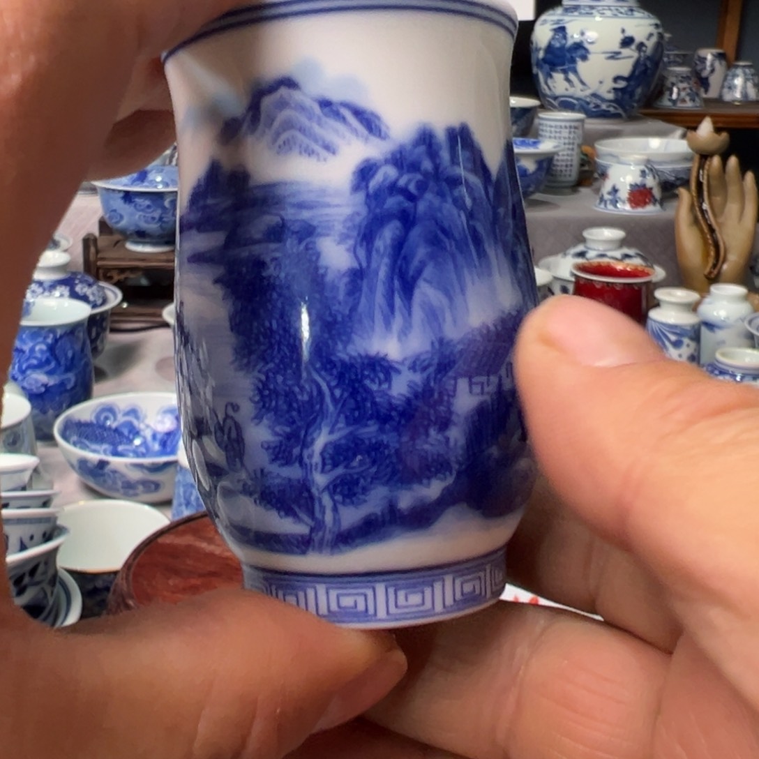 摆件景德镇青花瓷器