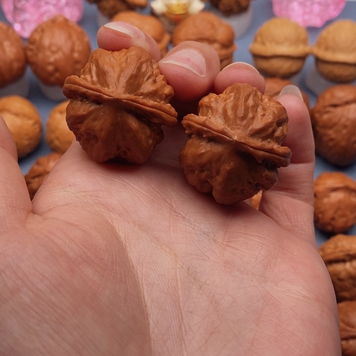 文玩核桃把件赤龙粗筋