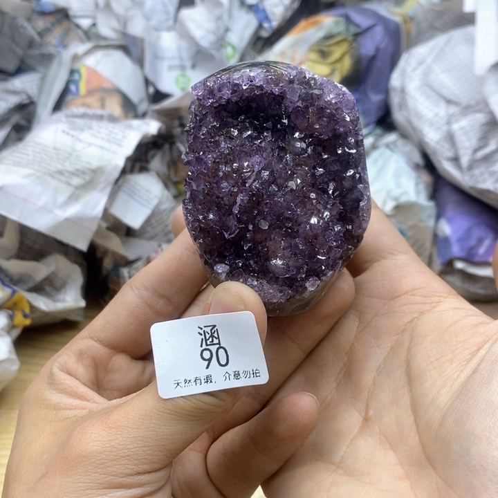 未镶嵌水晶大型摆件（非配饰）