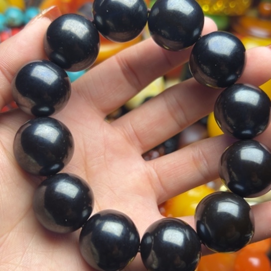 琥珀手串未镶嵌蜜蜡