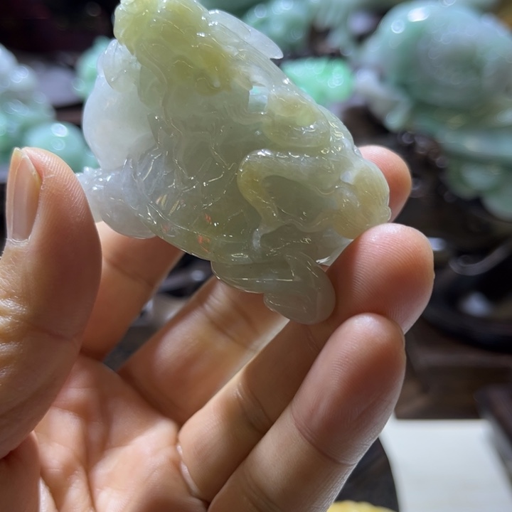 翡翠未镶嵌摆件玄武