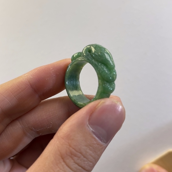 翡翠戒指未镶嵌代编织