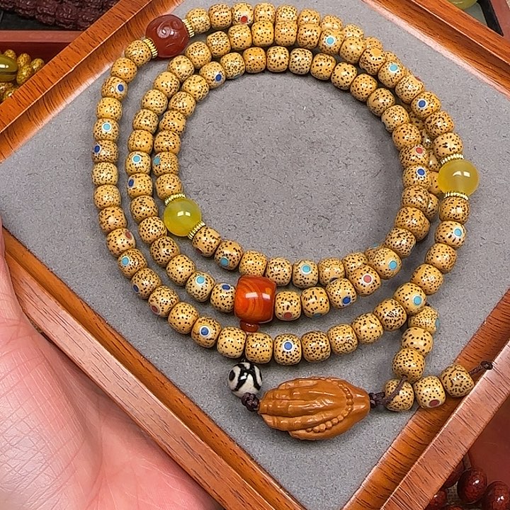 星月菩提吊坠星月菩提