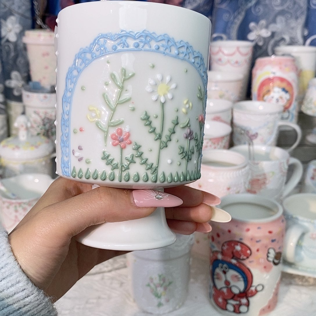 景德镇陶瓷手绘工艺立体油杯子