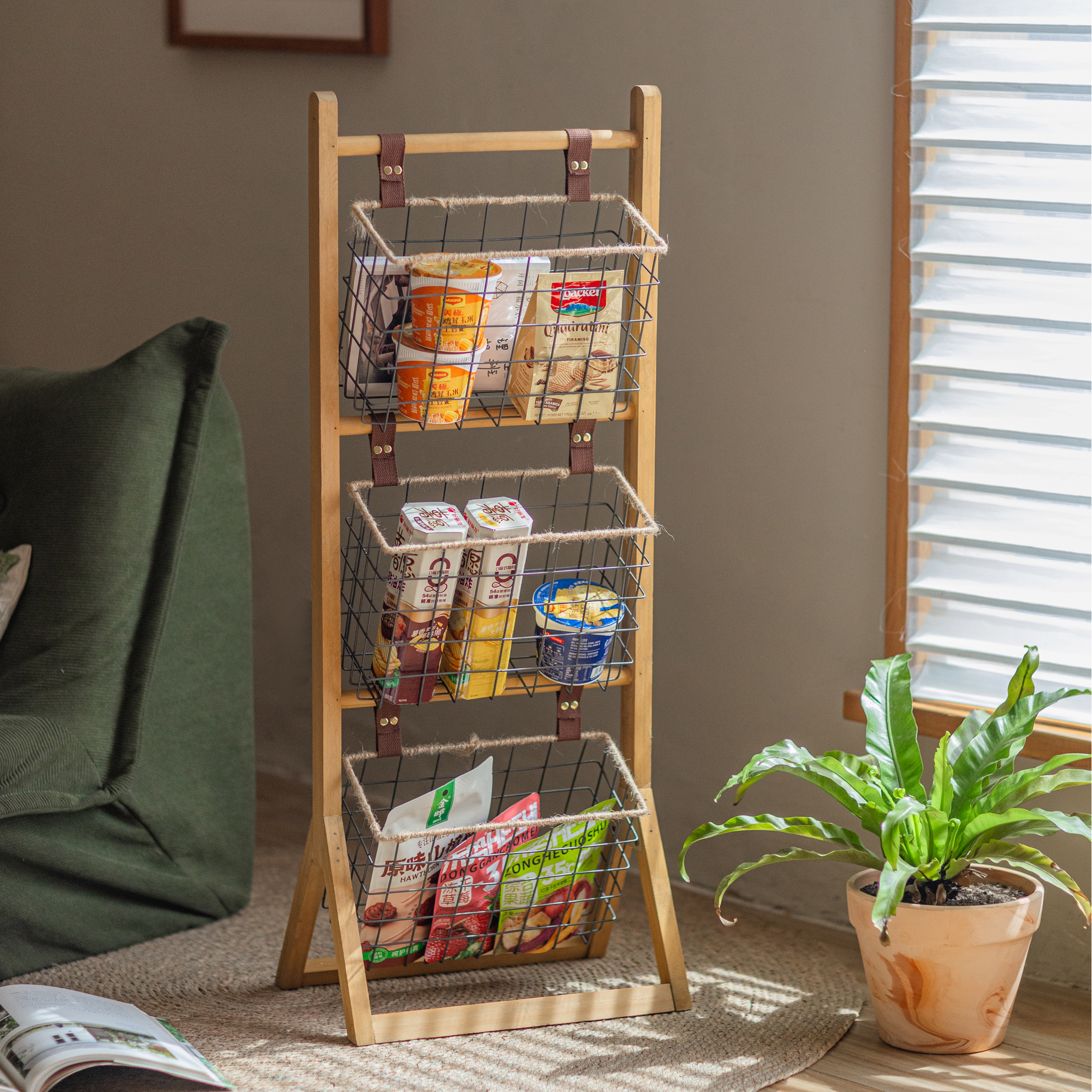 掬涵多功能实木置物架落地多层储物架家用客厅阳台收纳铁艺架装饰