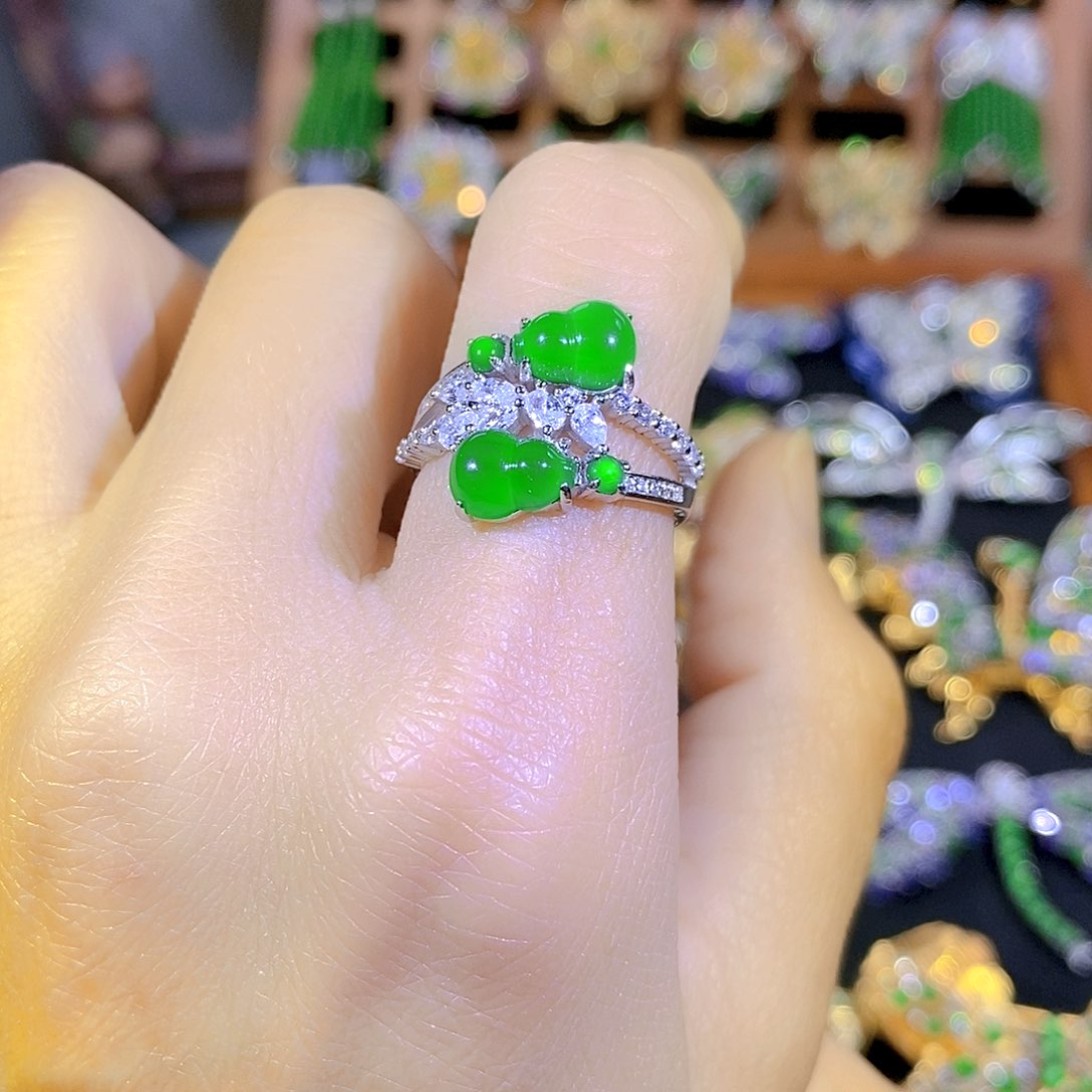 吊坠(不含链)银S925镶嵌翡翠