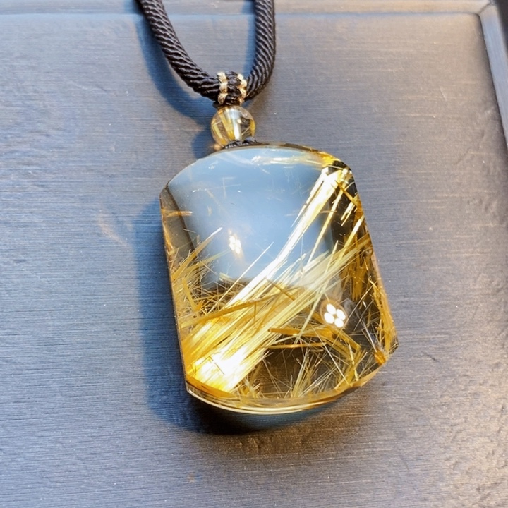 颈饰未镶嵌发晶天然白体黄钛晶无事牌