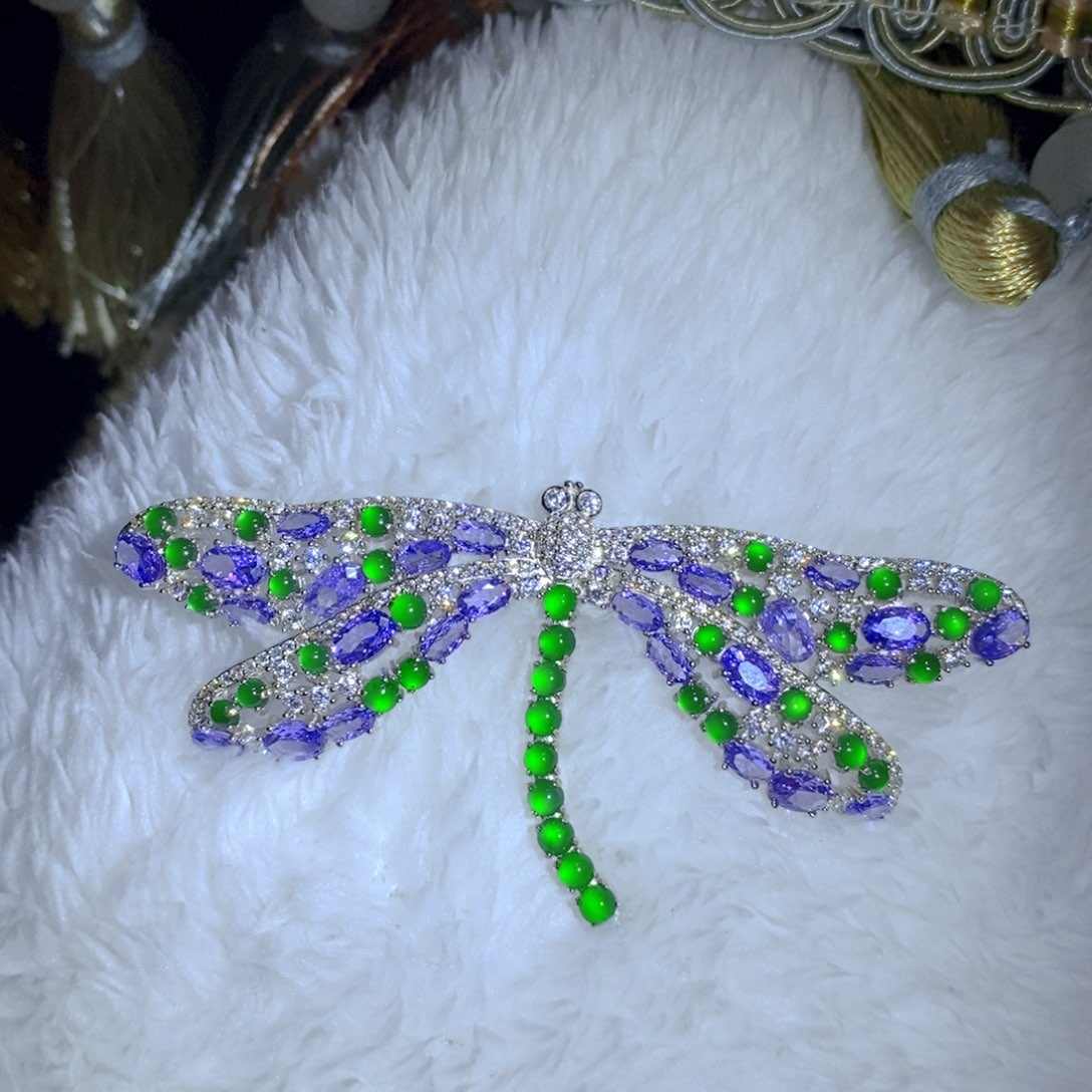 翡翠颈饰银S925镶嵌天然翡翠