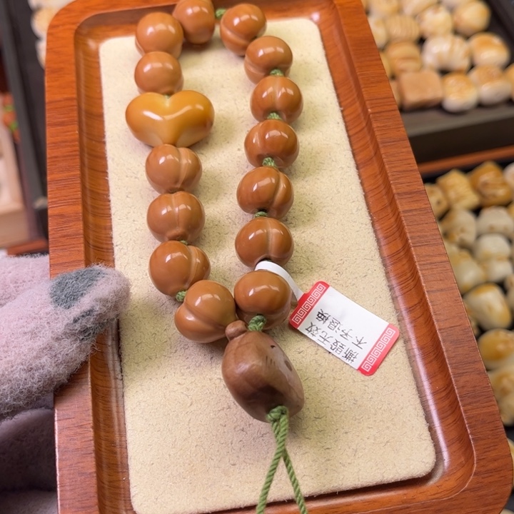 菩提果子猴头手持