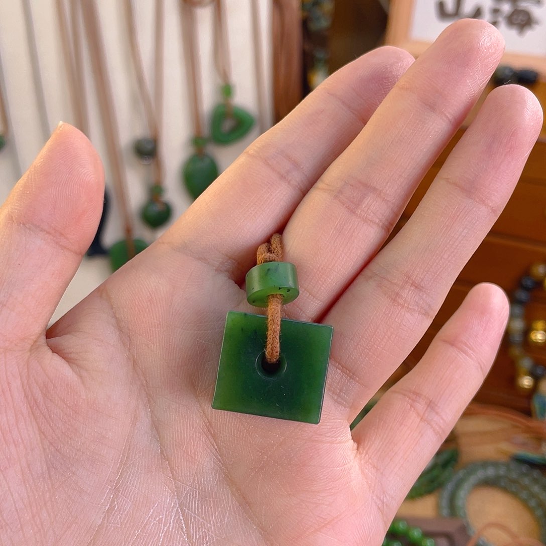 【闪购商品】手链未镶嵌和田玉