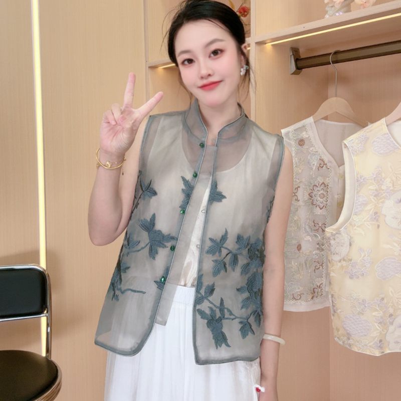 【墨栀】2025新款夏季马甲新中式宽松立领刺绣绣花薄款上衣马夹女款