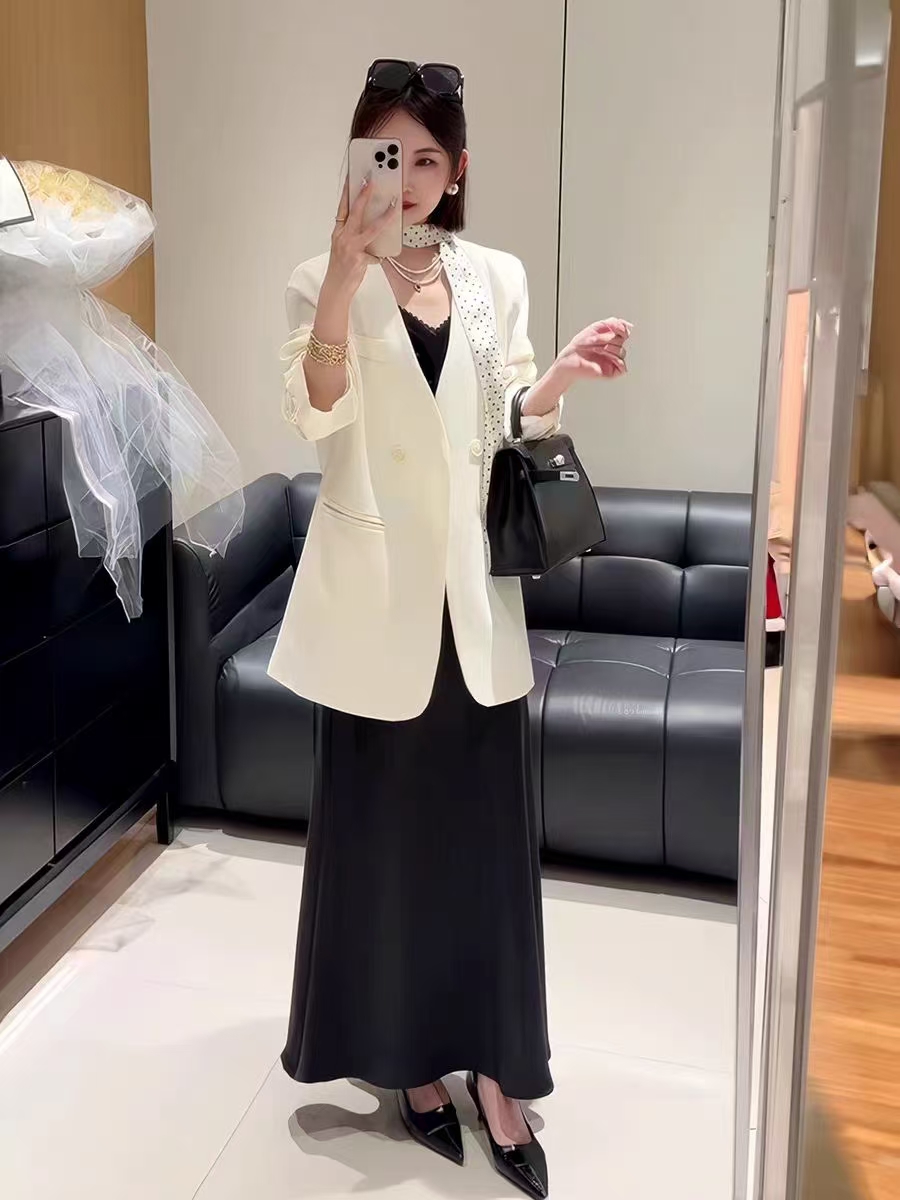 新款高品质西装孤品毛衣