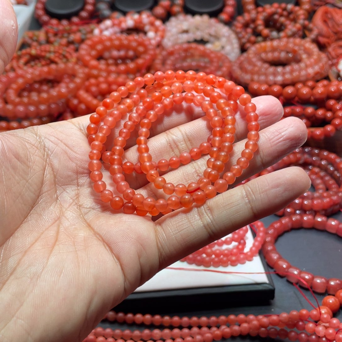 南红玛瑙手链未镶嵌