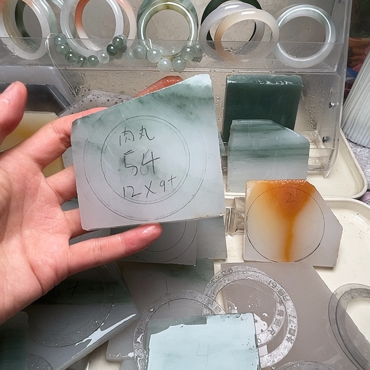 定制石英质玉（天山翠）天山翠定制不退不换