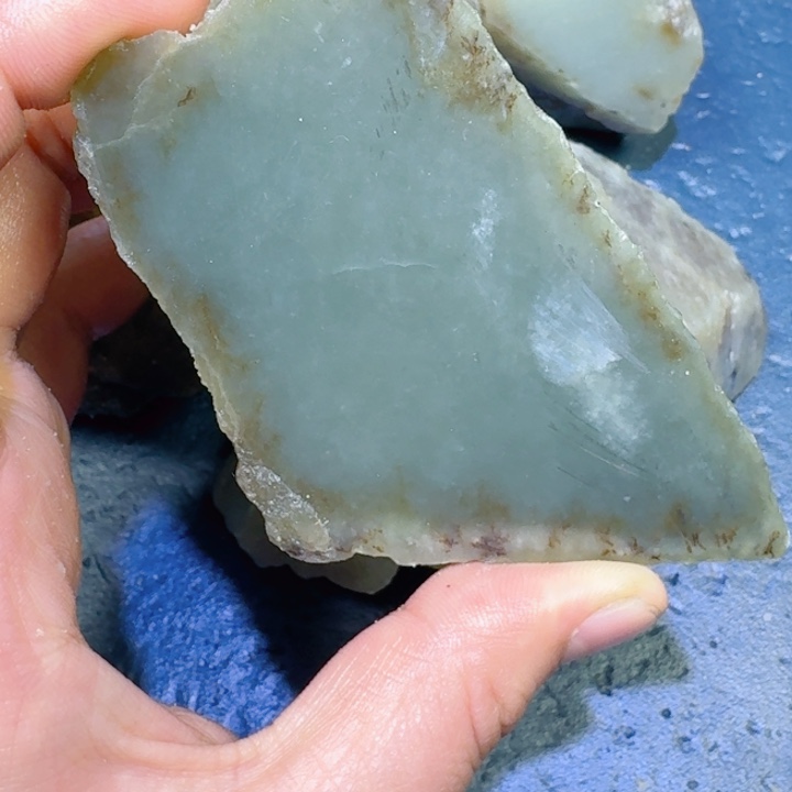 和田玉未镶嵌珠宝半成品