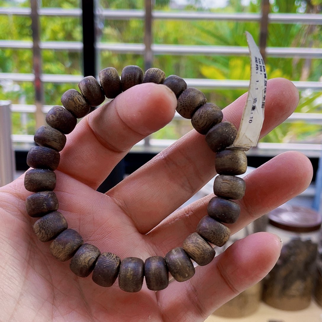 沉香沉香碎屑算盘珠1.1/10克➕多样性发一