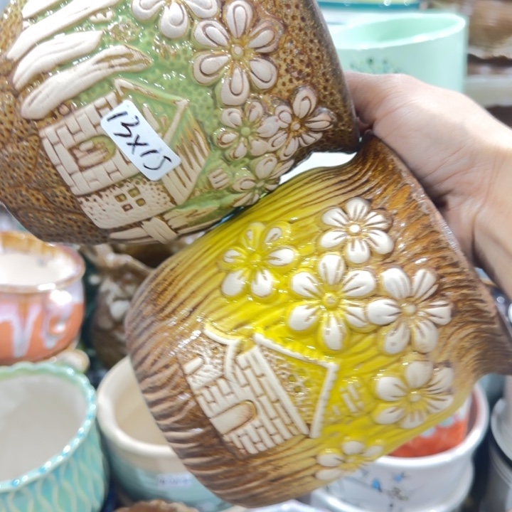 凑9块包邮，有孔，陶瓷花盆