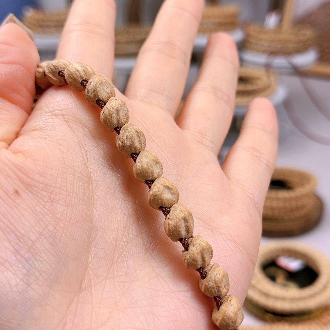 柏香籽/百香籽吊坠路*