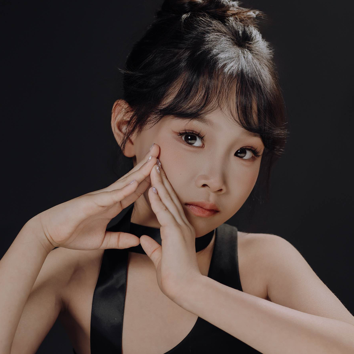 Y24越秋冬童装土咖裤子1508