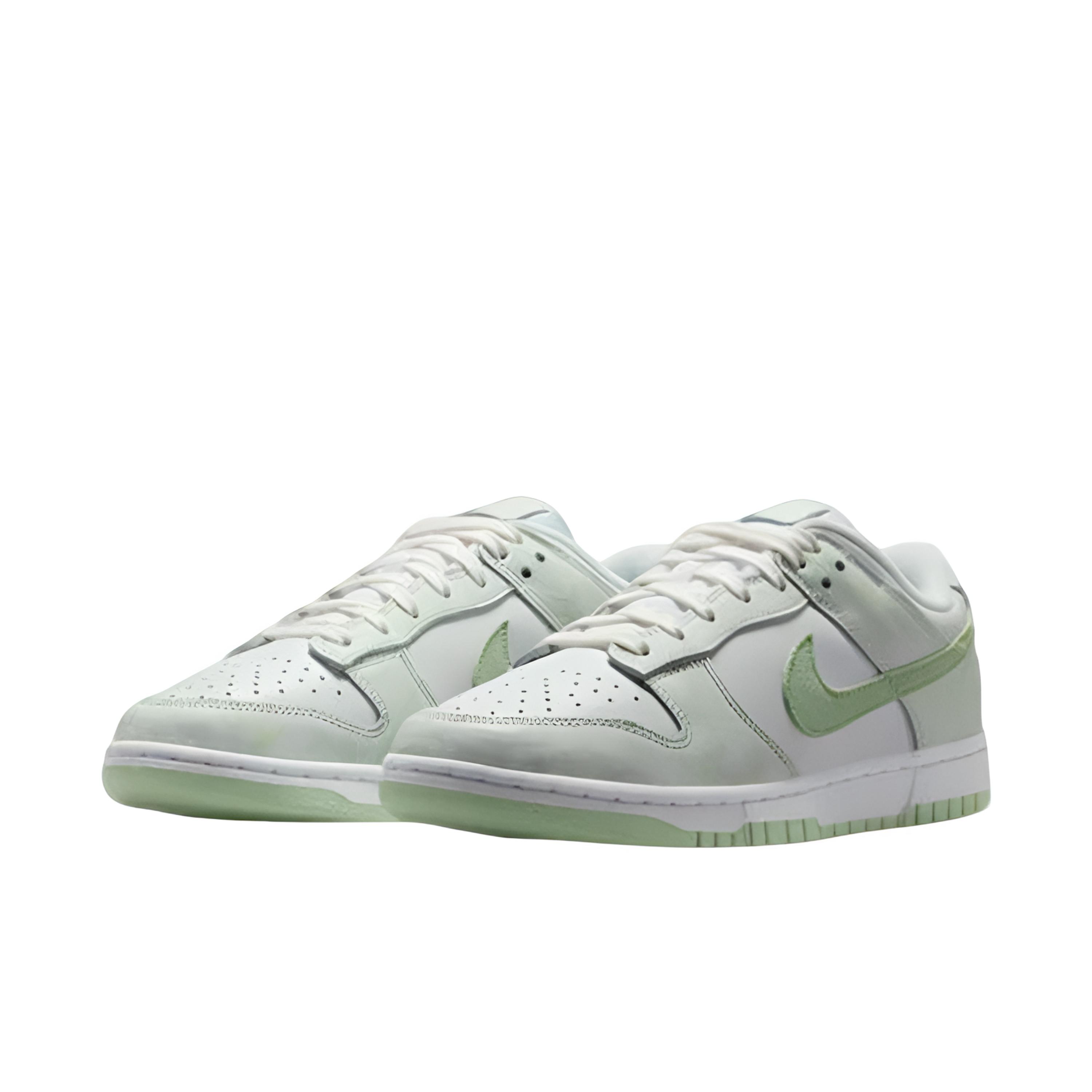 【西安开元NIKE正品保证】NIKE Dunk 鼠尾草白绿女子板鞋IB4647-131