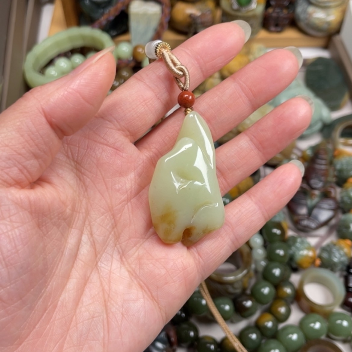 【闪购商品】岫岩老玉（透闪石质玉）未镶嵌挂件