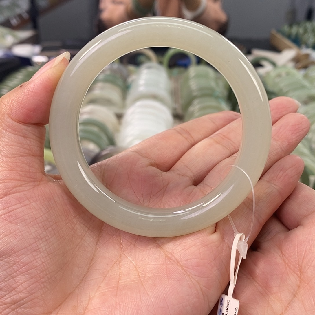 和田玉和田玉手镯57未镶嵌