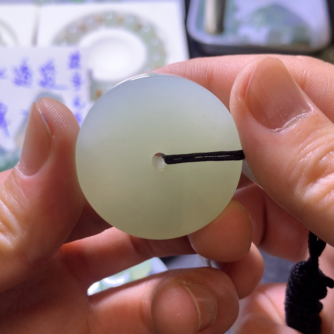 未镶嵌定制翡翠捡漏必看，34*12.7大大平安扣一个