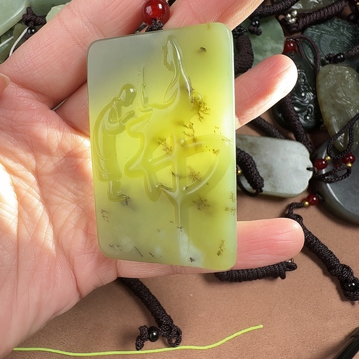 和田玉颈饰未镶嵌