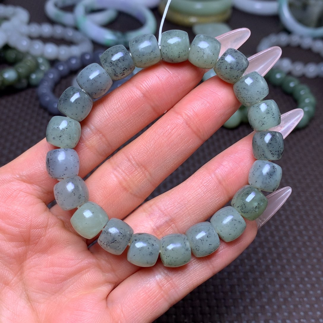 未镶嵌手串和田玉卡10