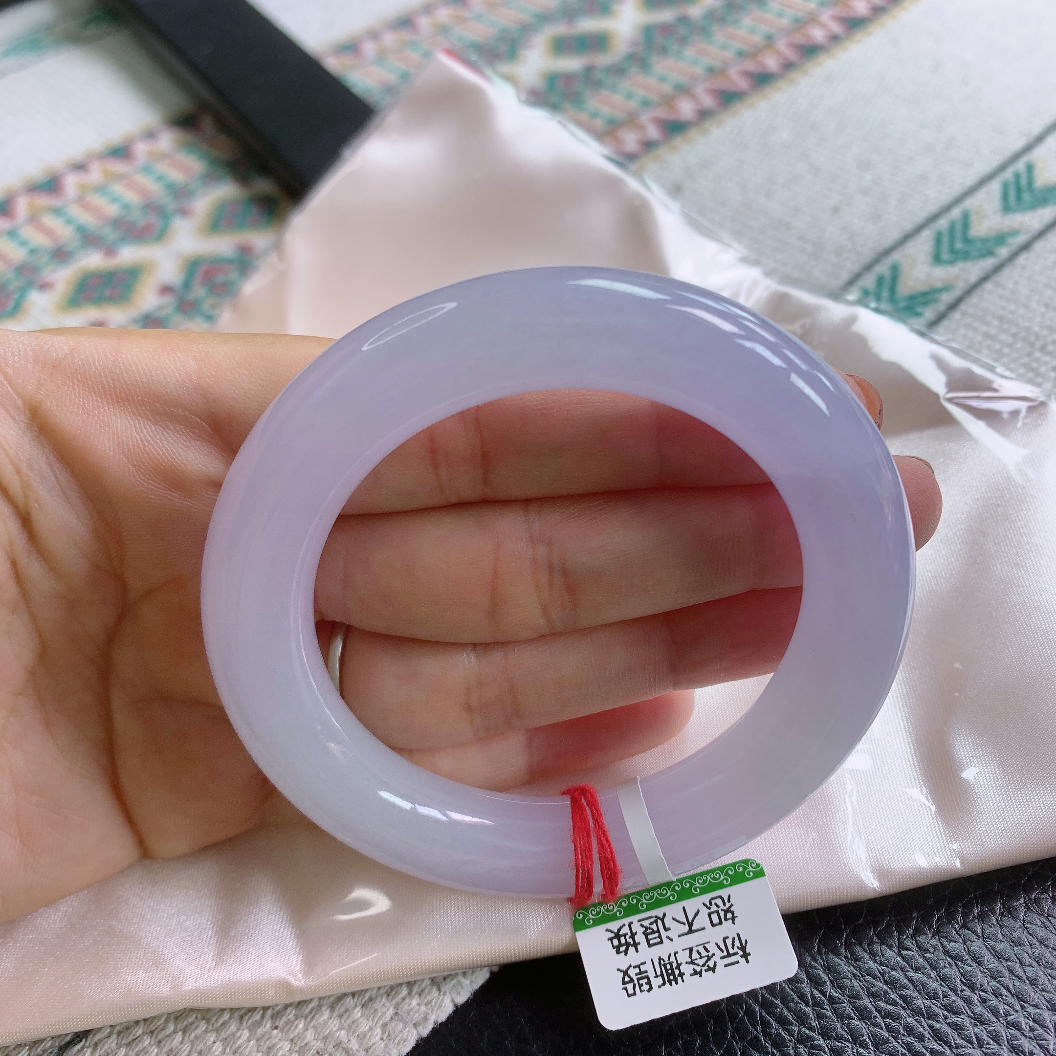 55圈天然缅甸A货翡翠老坑冰种起胶紫罗兰胖圆条手镯