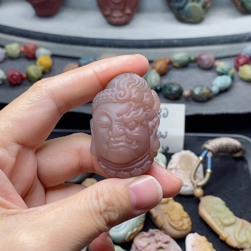 【闪购商品】定制石英质玉吊坠未镶嵌