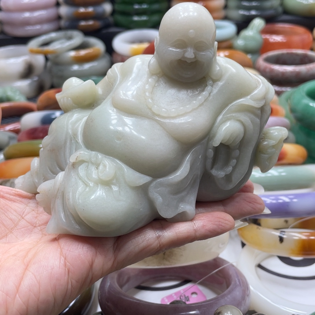 用***7石英岩玉未镶嵌手镯