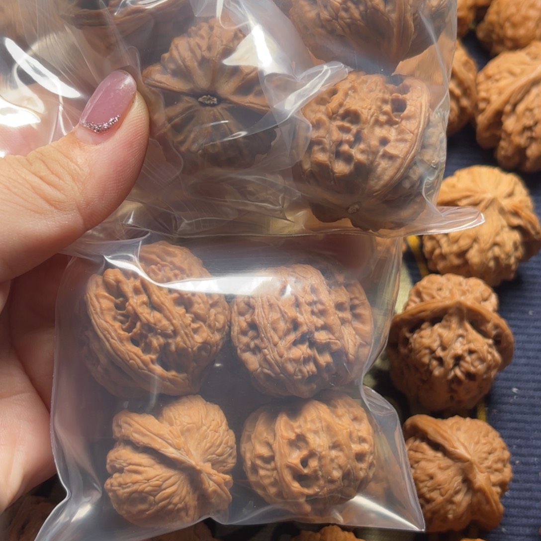星***尘核桃龙胆4对29.34两队，35棉一对
