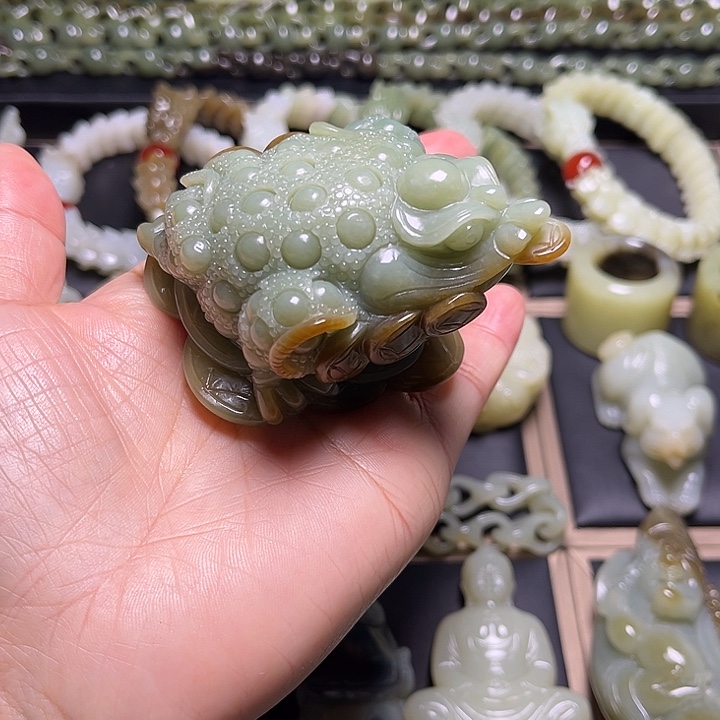 和田玉未镶嵌挂件