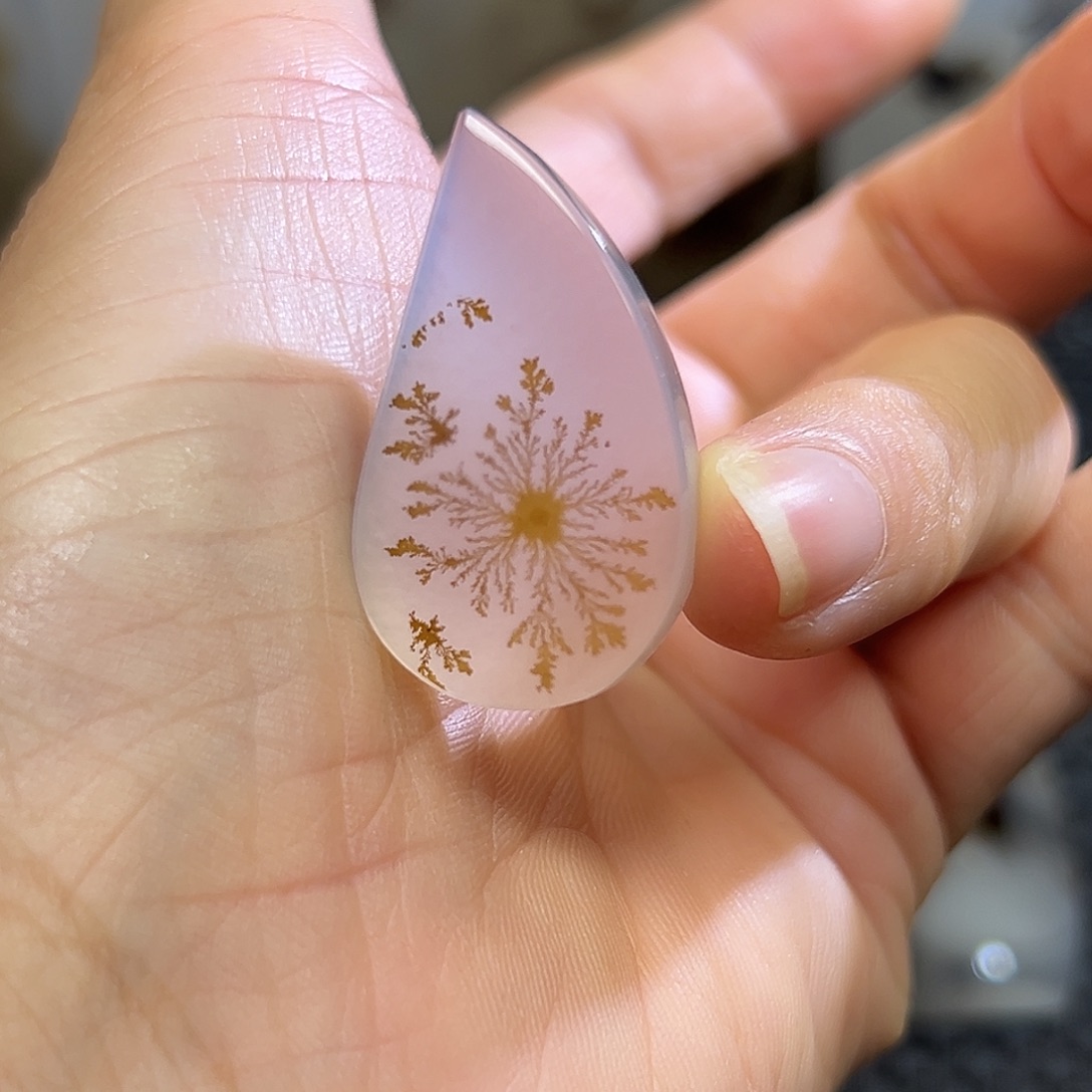 玛瑙/玉髓未镶嵌珠宝半成品