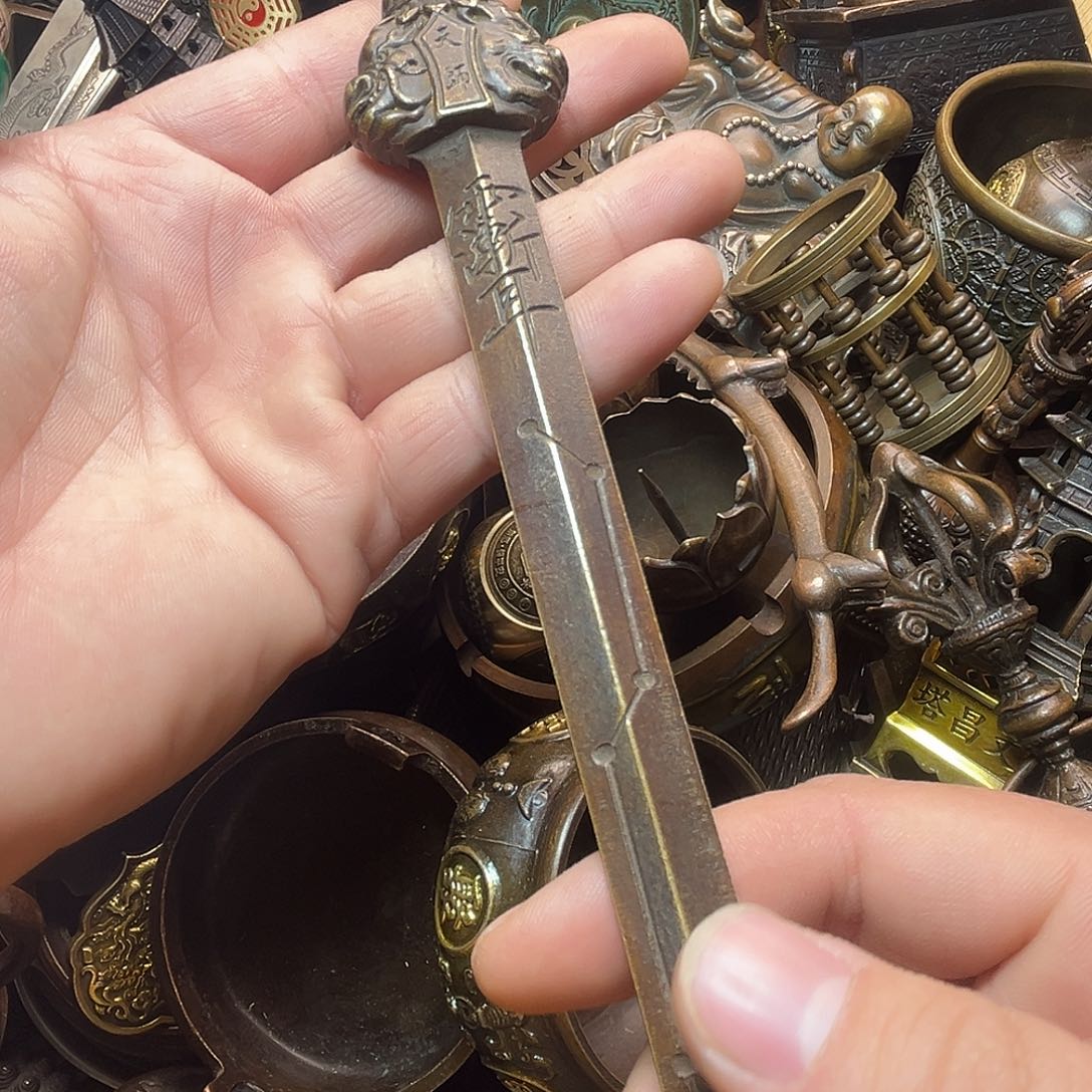 精美铜器收藏品等