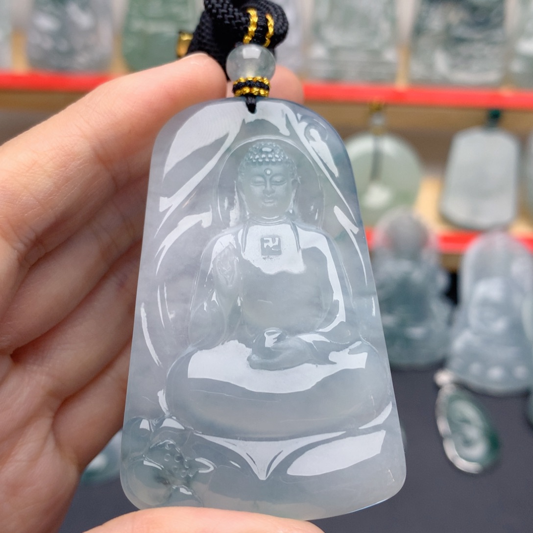 翡翠未镶嵌颈饰阿弥陀佛