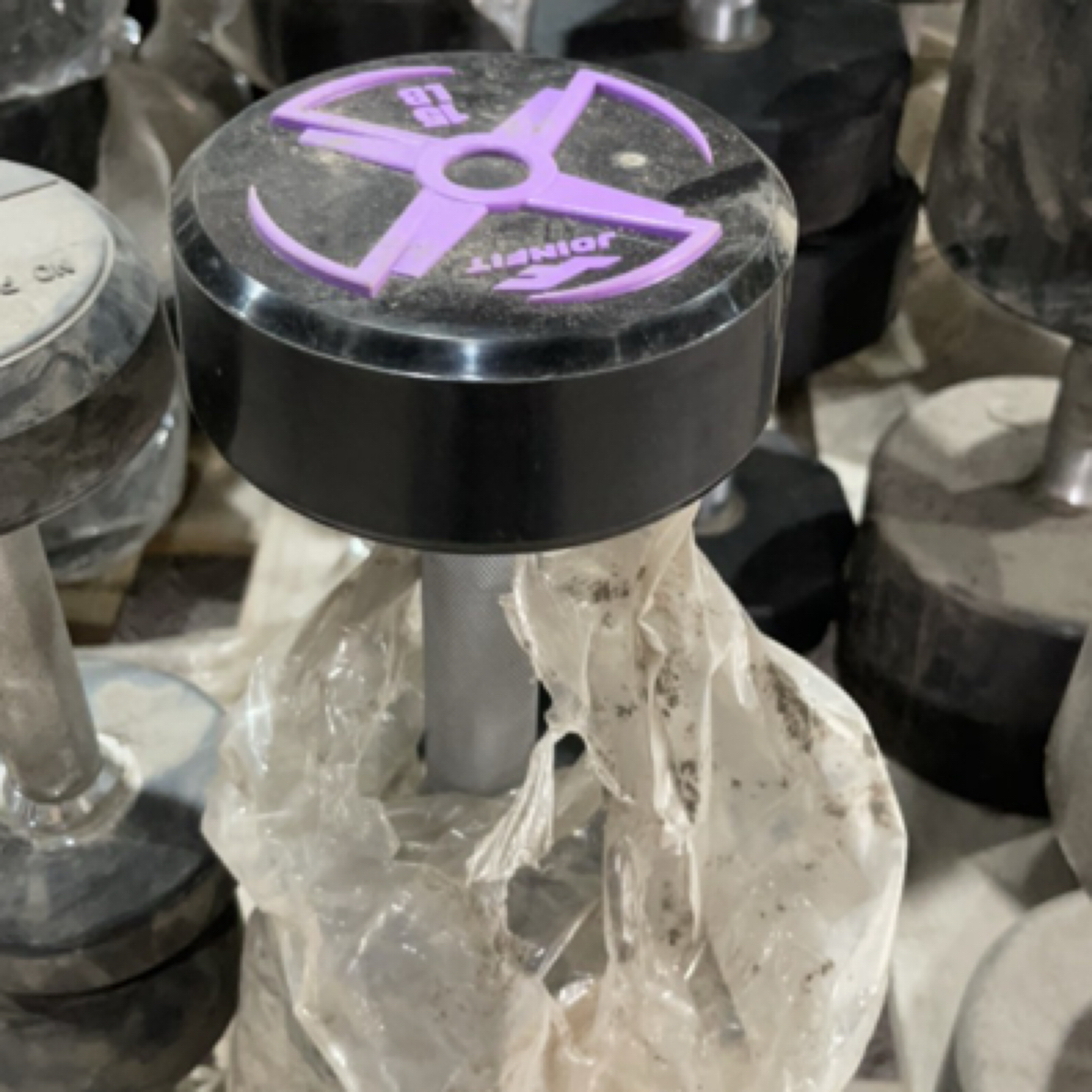 包胶铸铁哑铃6.8kg一对