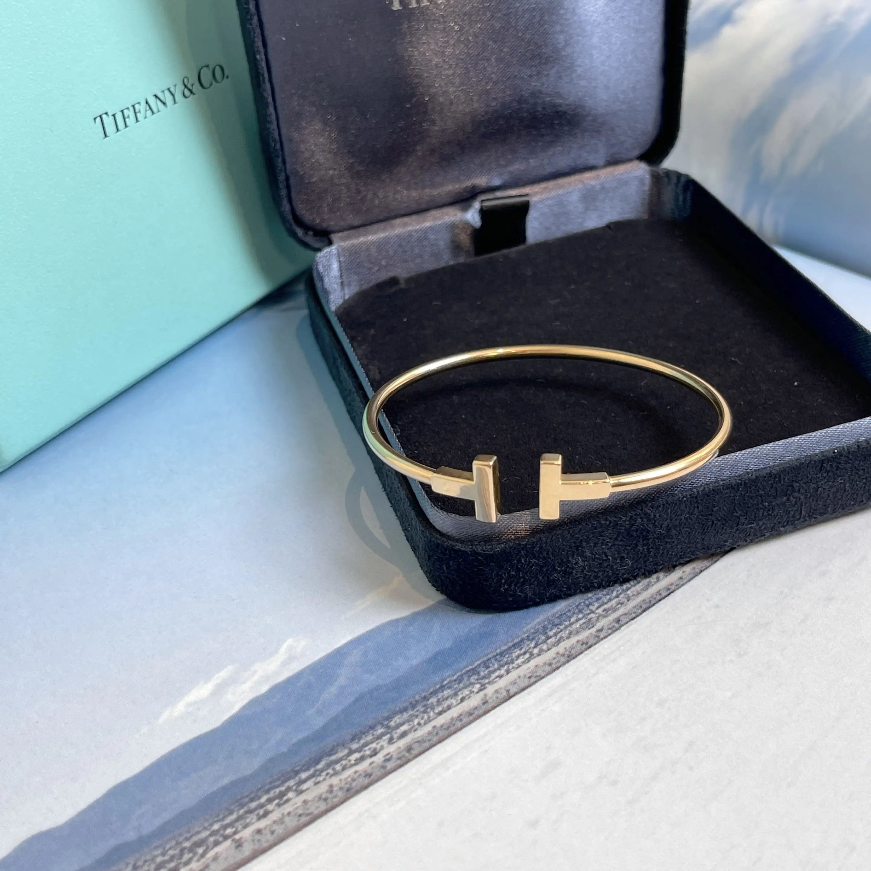 99新 Tiffany & Co./蒂芙尼 玫瑰金双T手镯/12期38104111代卖服务
