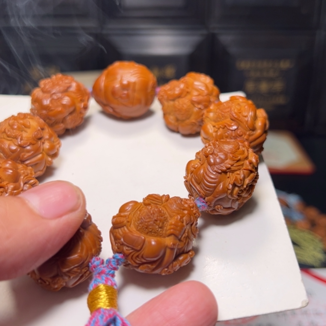 大***爸橄榄核手串钟馗捉鬼